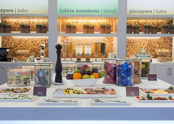 Hampton By Hilton Airport Otel 3*