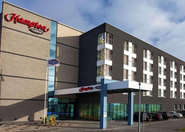 Hampton By Hilton Airport 3*