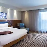 Hotel Hampton By Hilton Airport 3*