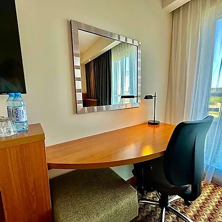 فندق Hampton By Hilton Airport غدانسك