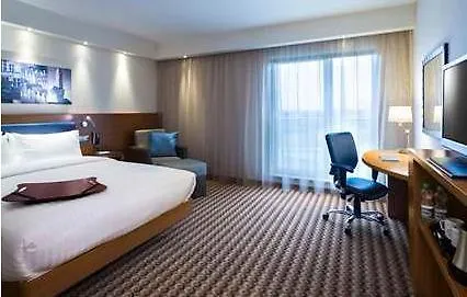 Hampton By Hilton Airport Hotel 3*