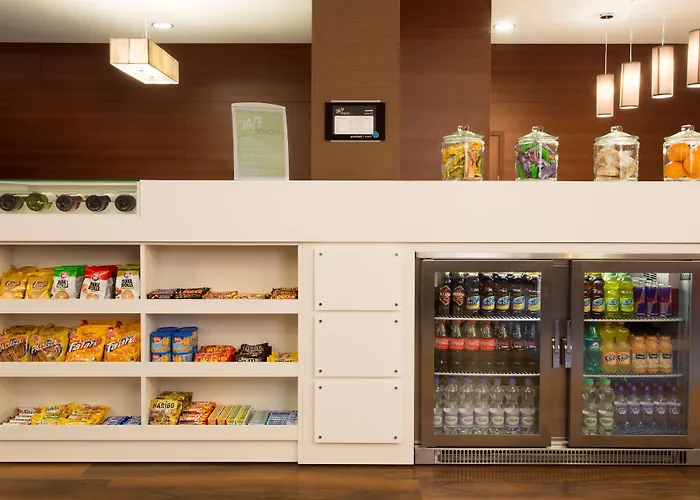 Hampton By Hilton Airport Hotel