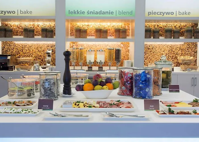 Hampton By Hilton Airport 3*