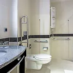 Hampton By Hilton Airport Hotel 3*